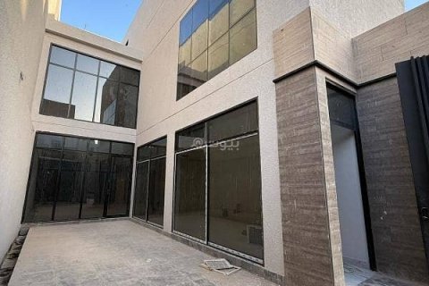 Villa de 5 chambres à Riyadh, Saudi Arabia No. 62608 3