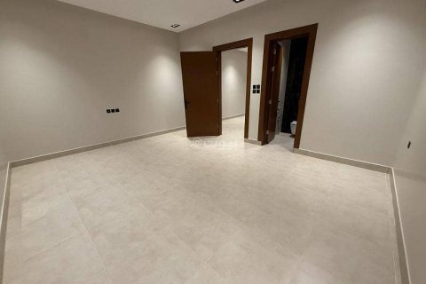 Квартира с 3 спальнями в Эр-Рияд, Саудовская Аравия №62605 3