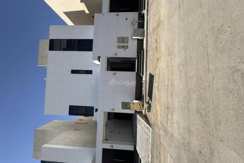 3 bedrooms Apartment in Riyadh, Saudi Arabia No. 60184