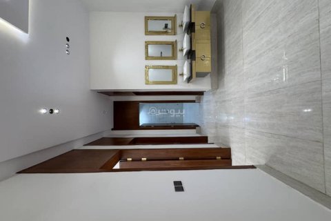 3 bedrooms Apartment in Riyadh, Saudi Arabia No. 60184 9