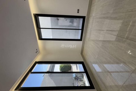 3 bedrooms Apartment in Riyadh, Saudi Arabia No. 60184 5