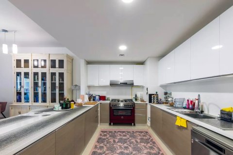 Apartment de 4 dormitorios en Jumeirah Golf Estates, UAE No. 95685
