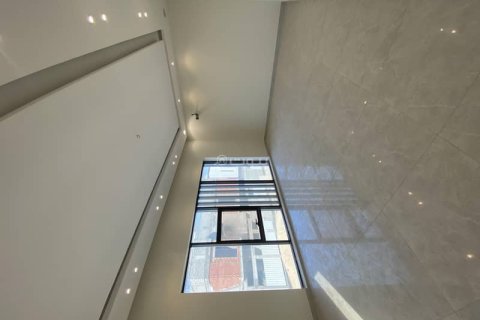 6 bedrooms Villa in Khobar, Saudi Arabia No. 60255 18