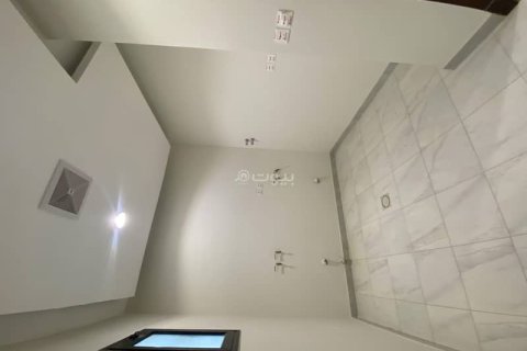 6 bedrooms Villa in Khobar, Saudi Arabia No. 60255 22