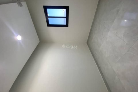 6 bedrooms Villa in Khobar, Saudi Arabia No. 60255 24