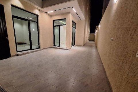 Villa de 7 chambres à Riyadh, Saudi Arabia No. 60256 4