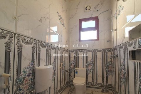 Villa de 5 dormitorios en As Sib, Oman No. 53915 11