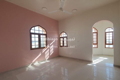 Villa de 5 dormitorios en As Sib, Oman No. 53915 9