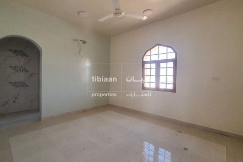 Villa de 5 dormitorios en As Sib, Oman No. 53915 8