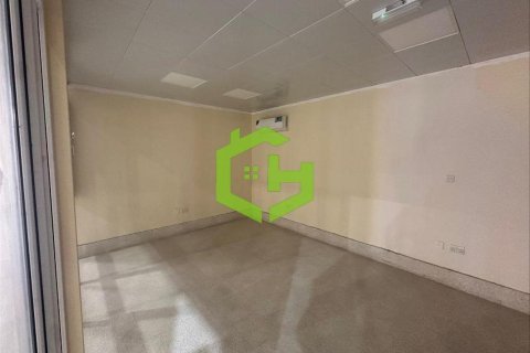 Warehouse de 639.9m² à Sharjah Industrial Area, UAE No. 92146 9