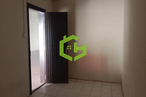 Warehouse de 639.9m² à Sharjah Industrial Area, UAE No. 92146 10