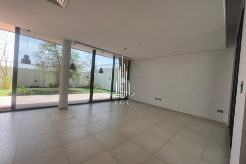 4 bedrooms Villa on the Yas Island, UAE No. 36617 25