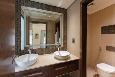 4 bedrooms Villa on the Yas Island, UAE No. 36617 3