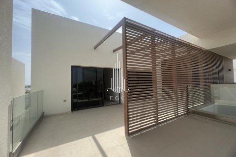4 bedrooms Villa on the Yas Island, UAE No. 36617 6