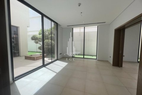 4 bedrooms Villa on the Yas Island, UAE No. 36617 22