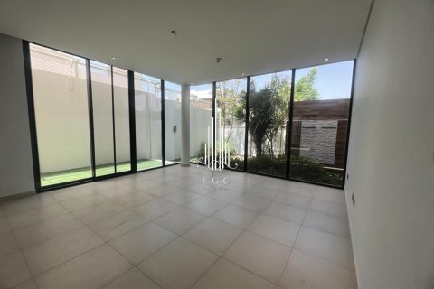 4 bedrooms Villa on the Yas Island, UAE No. 36617 18