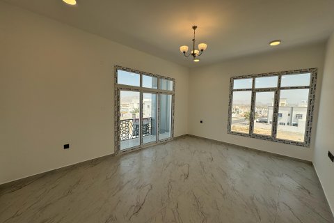 5 bedrooms Villa in Al Amarat, Oman No. 62749 5