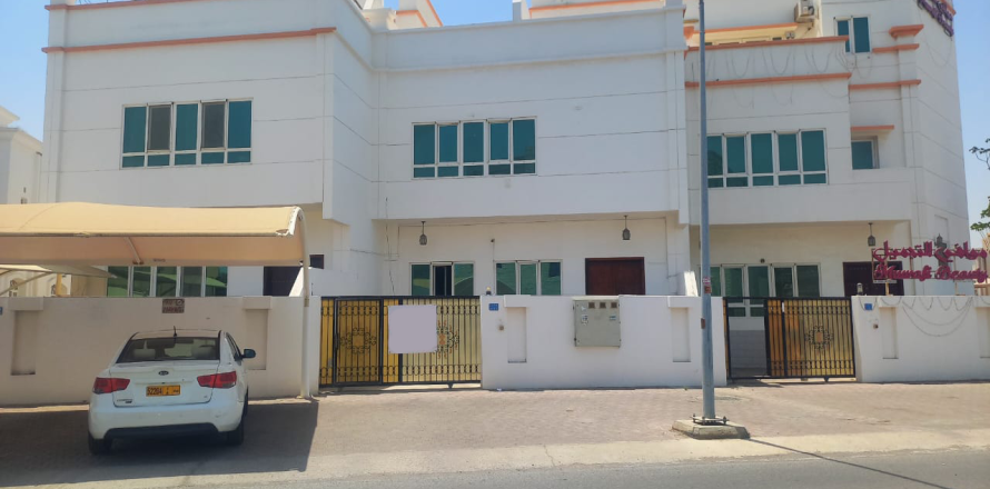 6 غرفة نوم  فيلا في مسقط , عُمان رقم 62747