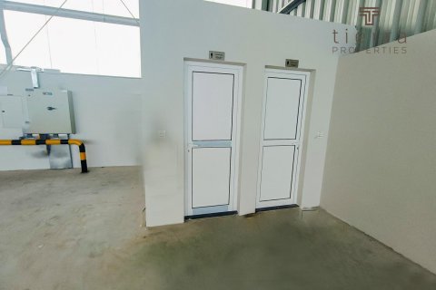 Warehouse de 3850.8m² en Dubai, UAE No. 46604 11