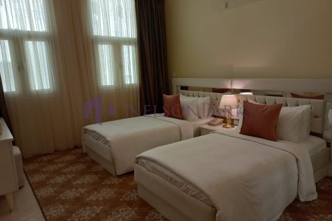 Villa de 3 dormitorios en Dukhan, Qatar No. 57651 11