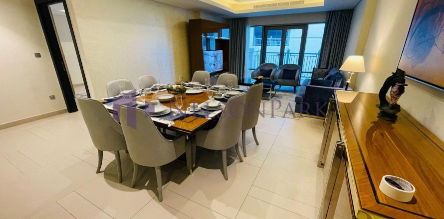 Townhouse de 2 dormitorios en Doha, Qatar No. 57614