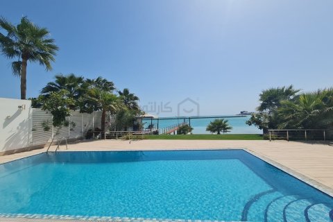 Villa de 8 dormitorios en Amwaj Islands, Bahrain No. 58621