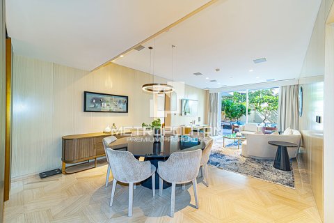 Apartment de 2 dormitorios en FIVE Palm Jumeirah, UAE No. 5282 10