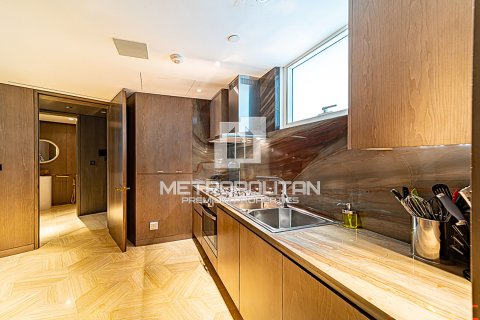 Apartment de 2 dormitorios en FIVE Palm Jumeirah, UAE No. 5282 12