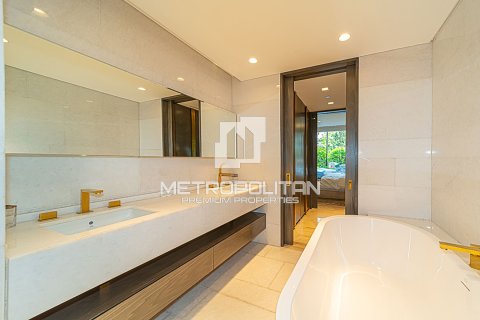 Apartment de 2 dormitorios en FIVE Palm Jumeirah, UAE No. 5282 16