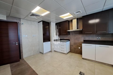 3 bedrooms Apartment in Al Reem Island, UAE No. 23604 6