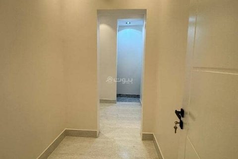 Квартира с 4 спальнями в Эр-Рияд, Саудовская Аравия №60516 3