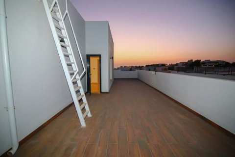 Villa de 4 dormitorios en Muscat, Oman No. 54744 13