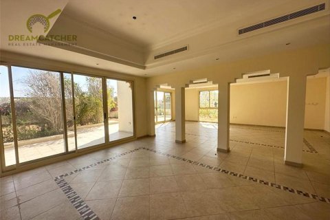 Villa de 5 dormitorios en Al Hamra Village, UAE No. 34197 8