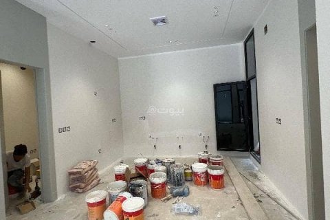 Квартира с 4 спальнями в Эр-Рияд, Саудовская Аравия №62491 11