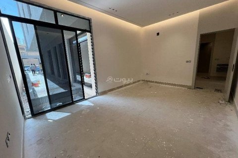Квартира с 4 спальнями в Эр-Рияд, Саудовская Аравия №62491 3