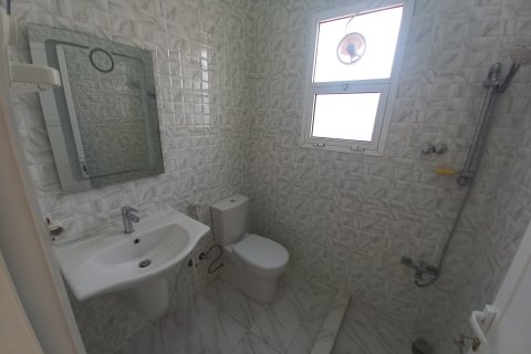Villa de 5 dormitorios en Al Ansab, Oman No. 54602 3
