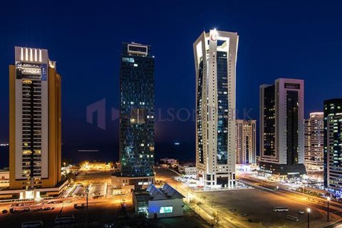 2 bedrooms Apartment in Doha, Qatar No. 60889
