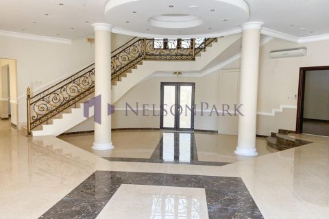 Villa de 7 dormitorios en Doha, Qatar No. 58544 5