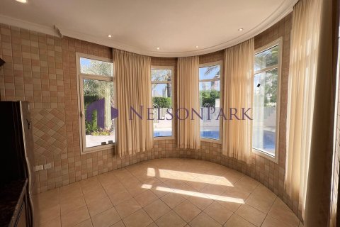 Villa de 4 dormitorios en Doha, Qatar No. 58528 8