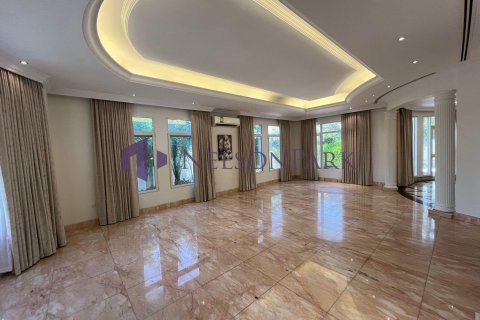 Villa de 4 dormitorios en Doha, Qatar No. 58528 5