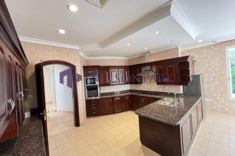 Villa de 4 dormitorios en Doha, Qatar No. 58528 7