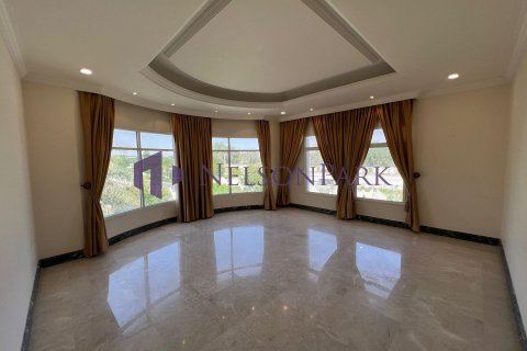 Villa de 4 dormitorios en Doha, Qatar No. 58528 12