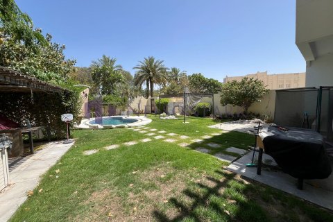 Villa de 6 dormitorios en Doha, Qatar No. 58541 4