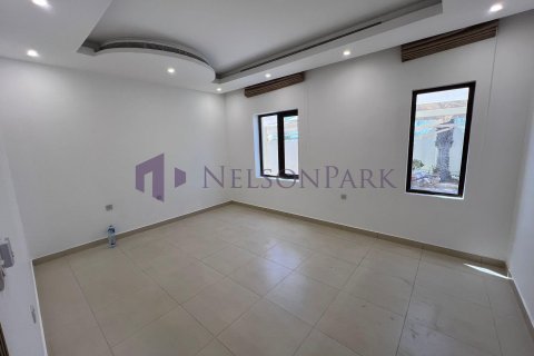 Villa de 6 dormitorios en Doha, Qatar No. 58541 9