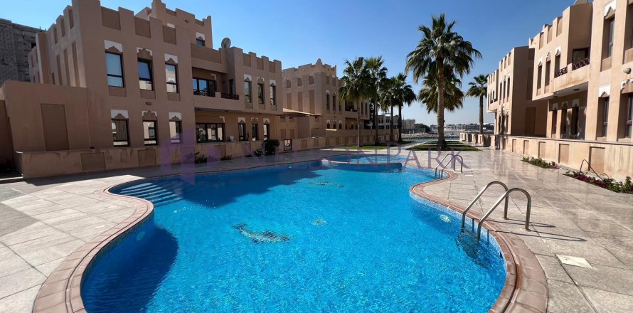 5 غرفة نوم  فيلا في الدوحة, Qatar رقم 58543