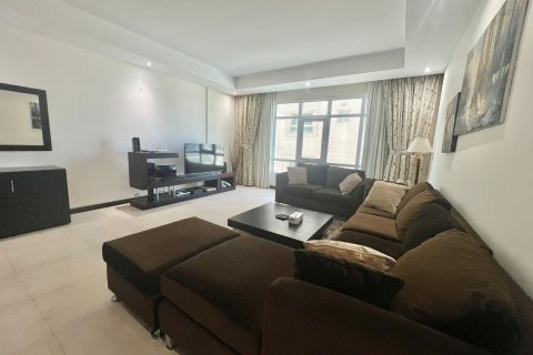 2 bedrooms Apartment in Manama, Bahrain No. 59806 4