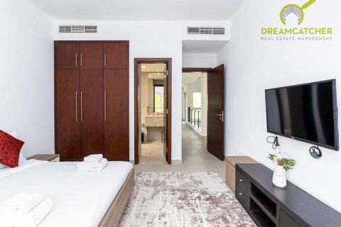 Villa de 4 dormitorios en Mina Al Arab, UAE No. 20210 3