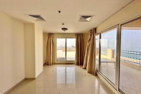 Apartment de 4 dormitorios en Al Hamra Village, UAE No. 20213 5