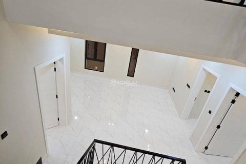 6 bedrooms Villa in Khobar, Saudi Arabia No. 60010 31