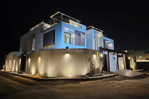 6 bedrooms Villa in Khobar, Saudi Arabia No. 60010